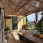 Casa De Basalto