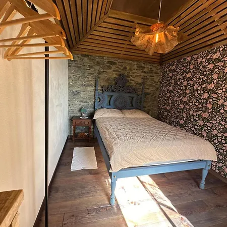 Casa De Basalto Alojamento de Acomodação e Pequeno-almoço