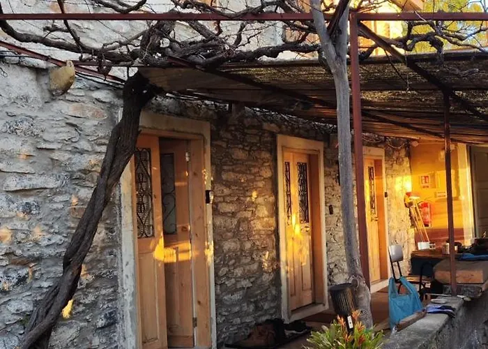 Bed & Breakfast Casa De Basalto Canico (Madeira)